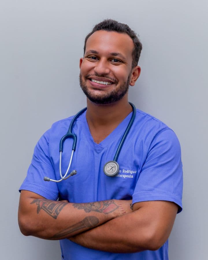 A nurse's match card in the WorkGlobal app